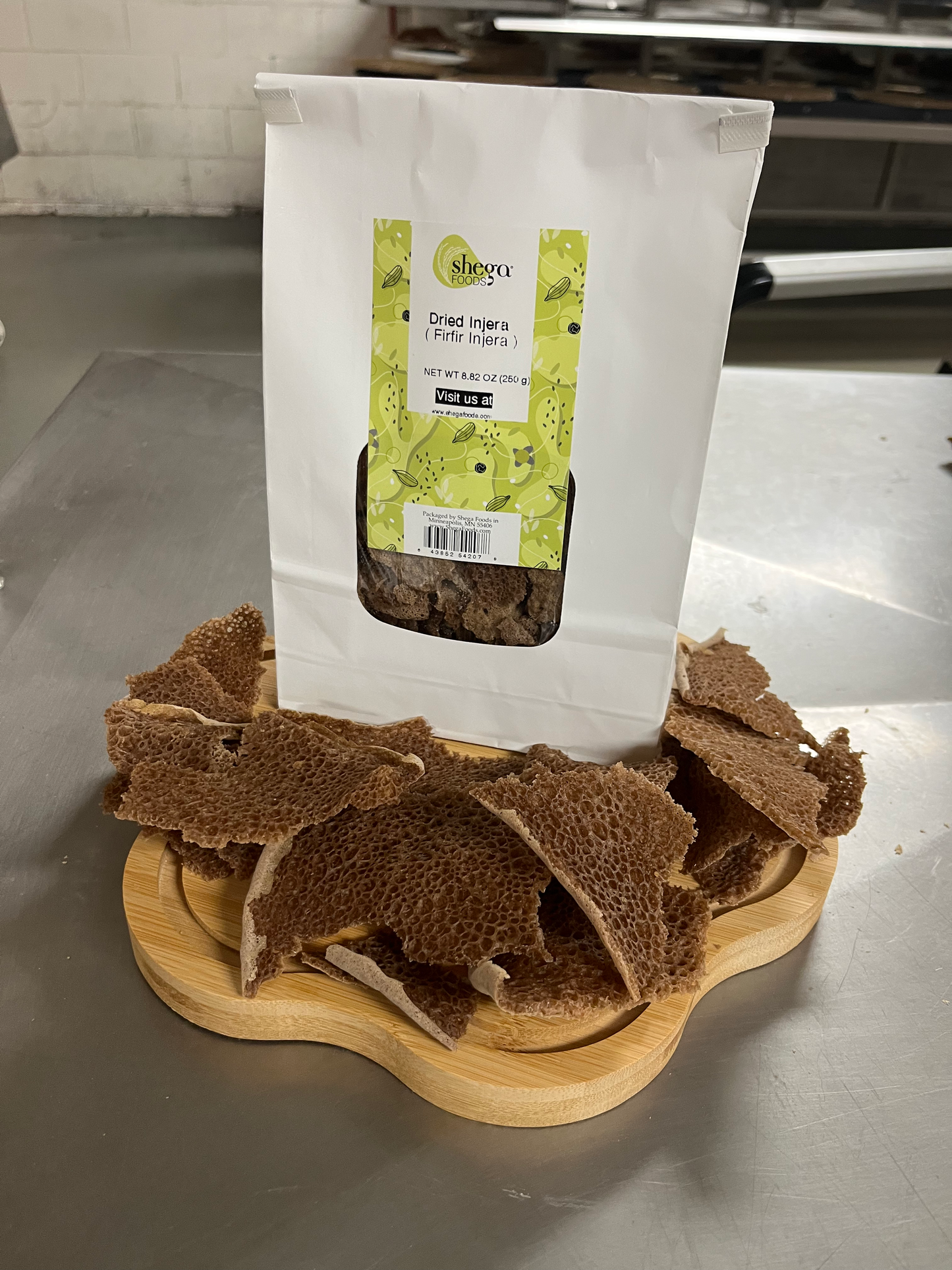 Dry injera (crispy Injera) ድርቆሽ wt. 8 oz image 0